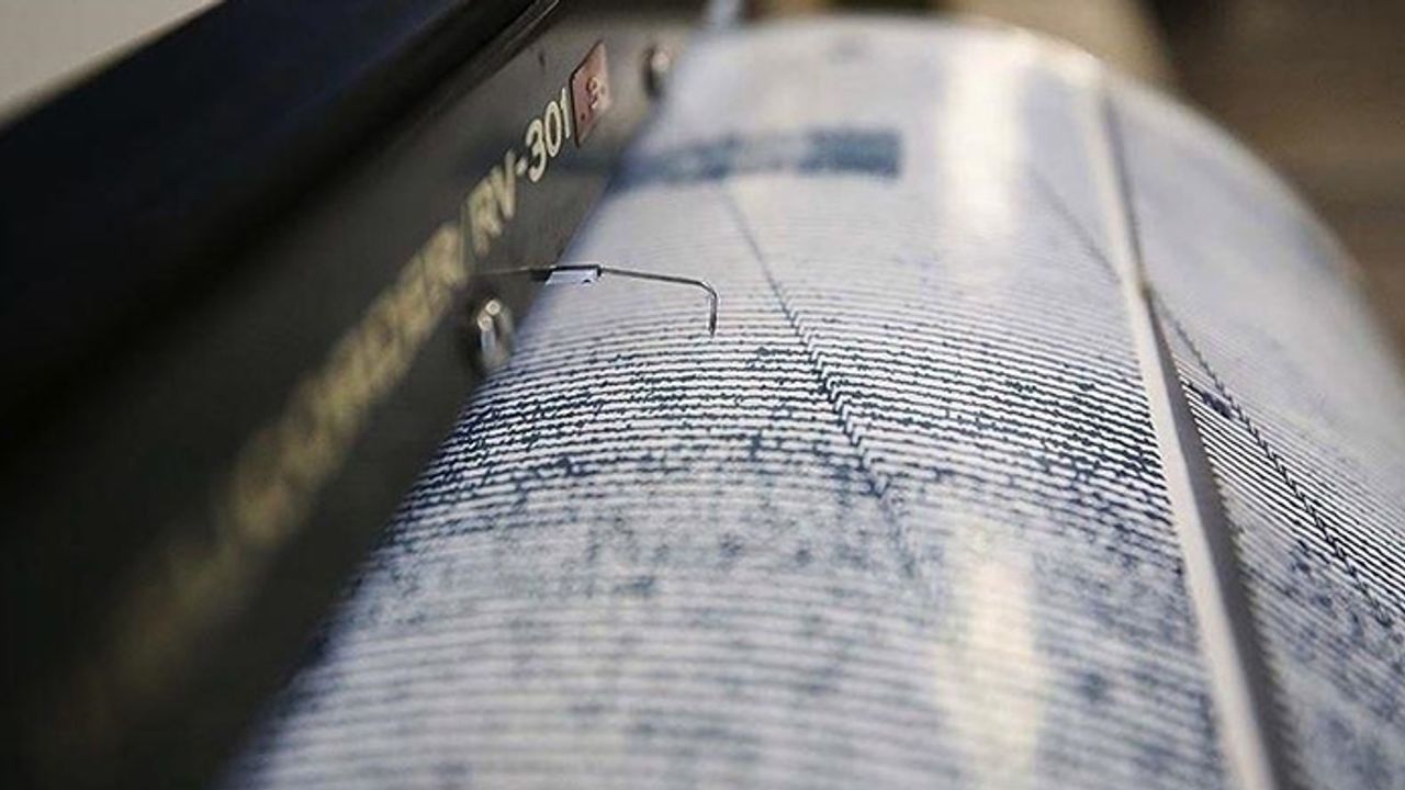Akdeniz'de 4,4 büyüklüğünde deprem meydana geldi