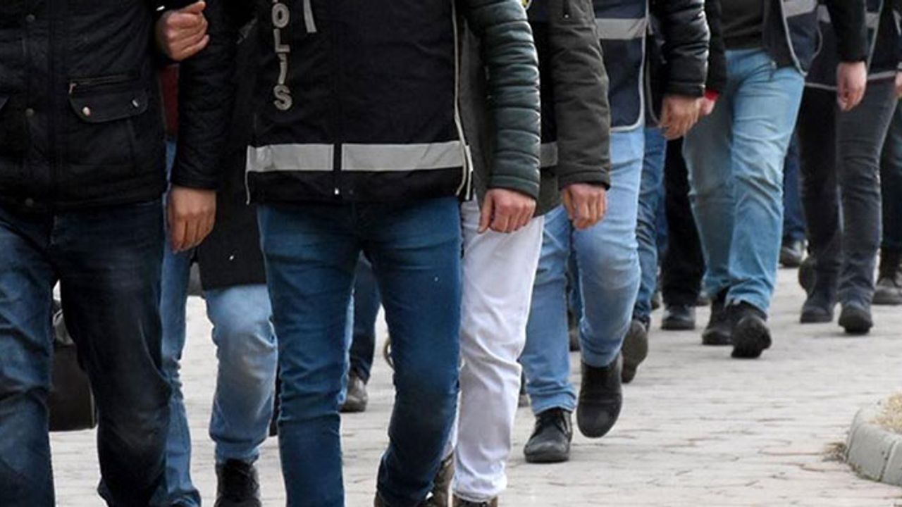 İstanbul'da yakalanan 161 şüpheli adliyeye sevk edildi
