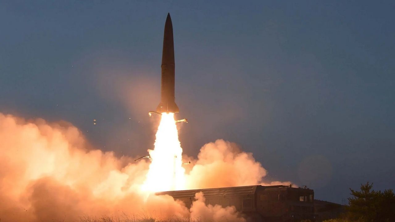 Kuzey Kore, bugüne kadarki en güçlü füzesini test etti