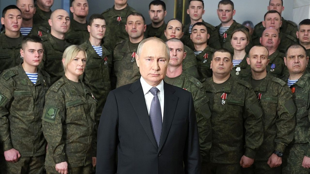 Putin, Amiral Gorşkov fırkateyninin görev töreninde konuştu