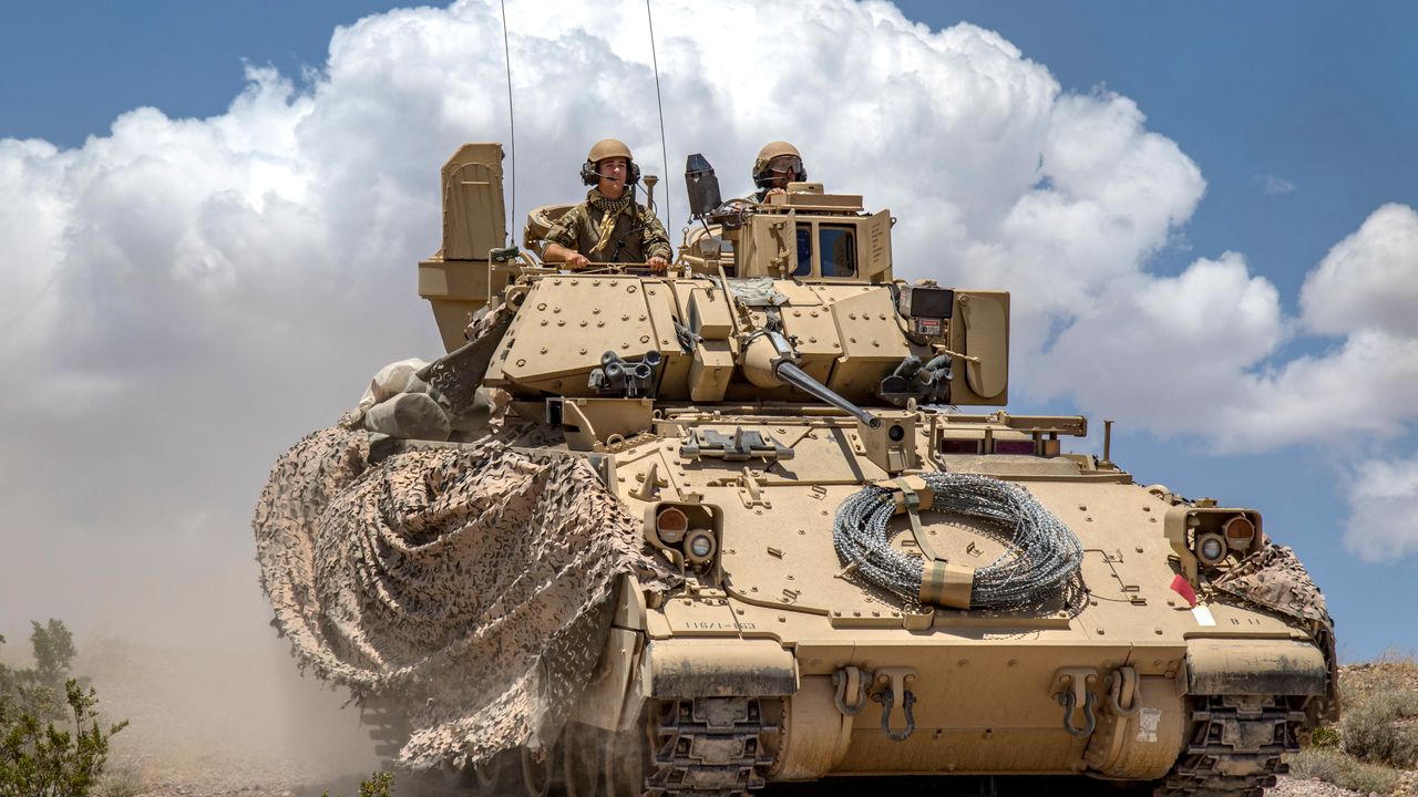 ABD'den Ukrayna'ya 50 adet "Tank avcısı Bradley"
