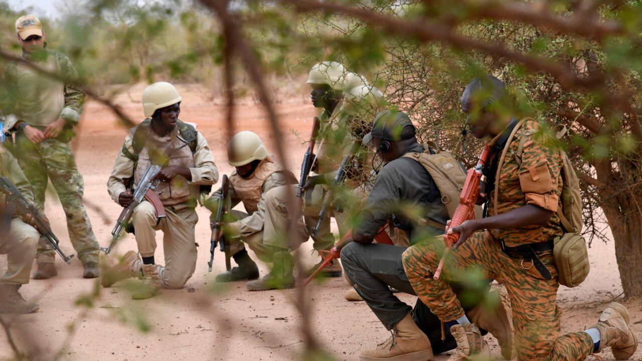Burkina Faso'da öldürülen 28 sivilin cenazesine ulaşıldı