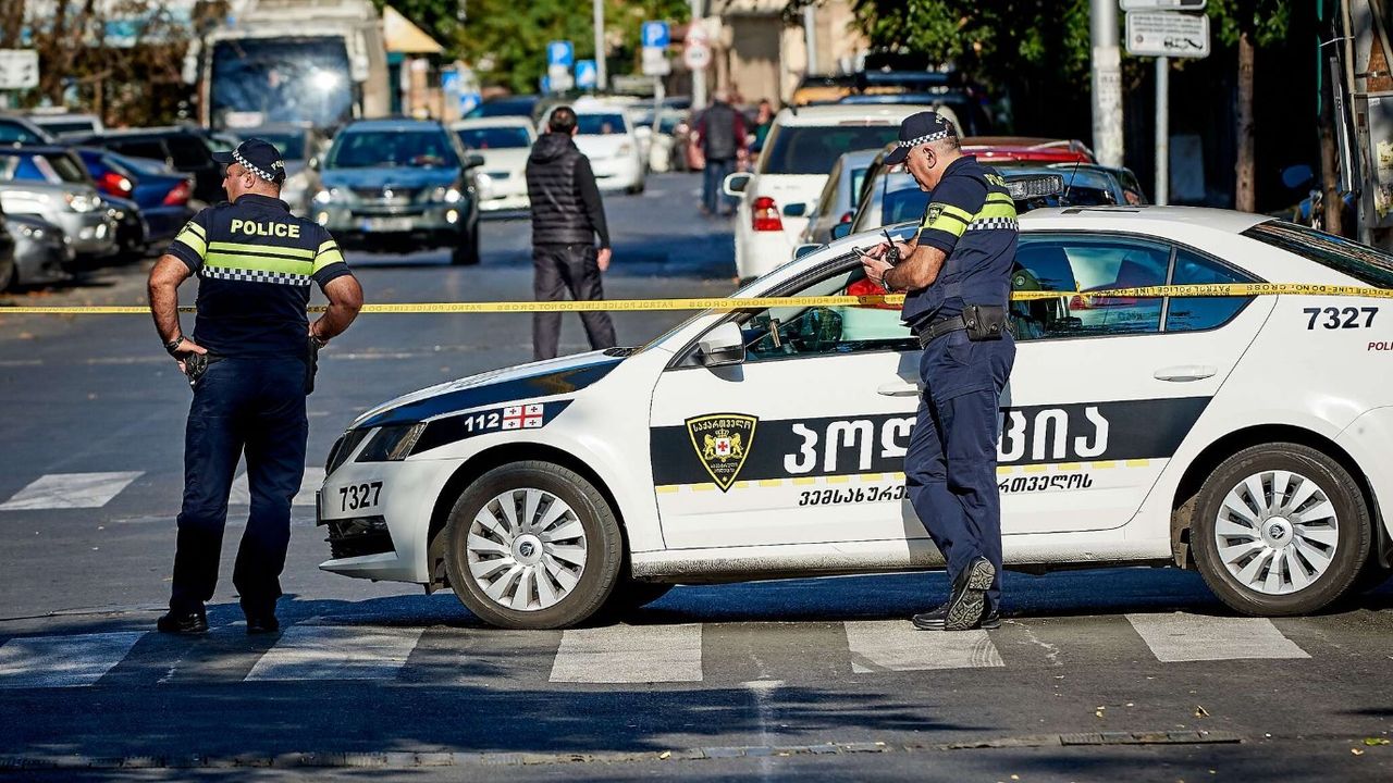Gürcistan'daki saldırıda biri polis 5 kişi öldü