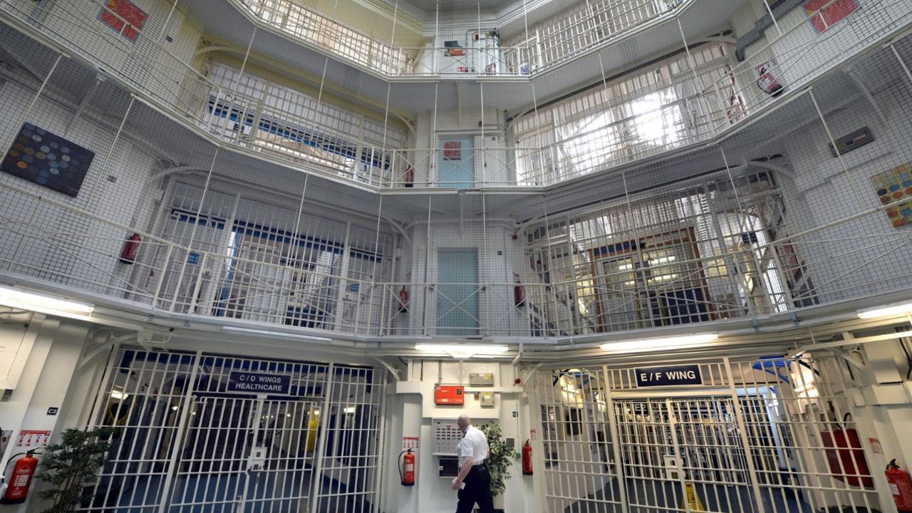Fransa'daki hapishane nüfusu tüm zamanların en yüksek seviyesine ulaştı