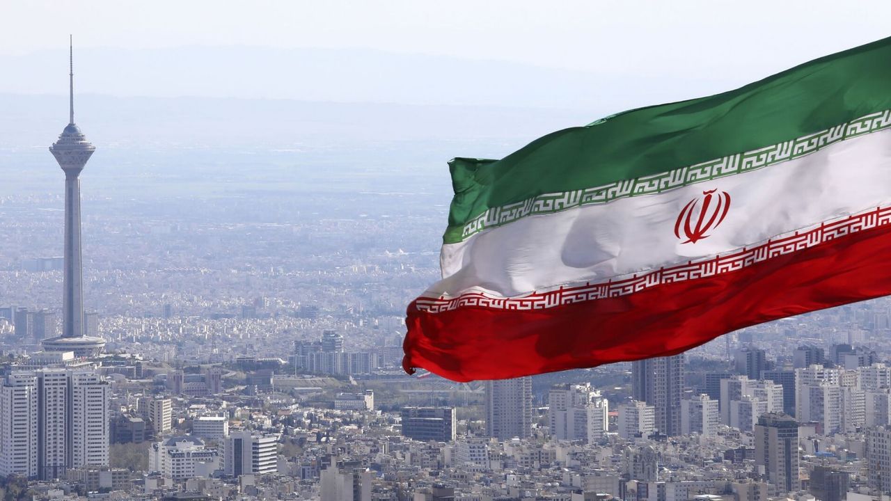 İran’dan Mecidi Aksa baskınına tepki