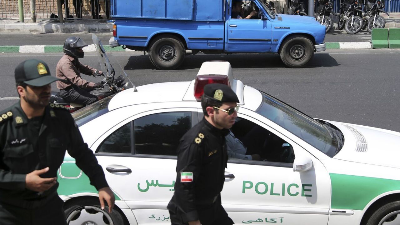 İran'da toplu zehirlenme vakalarıyla ilgili bazı kişiler gözaltına alındı