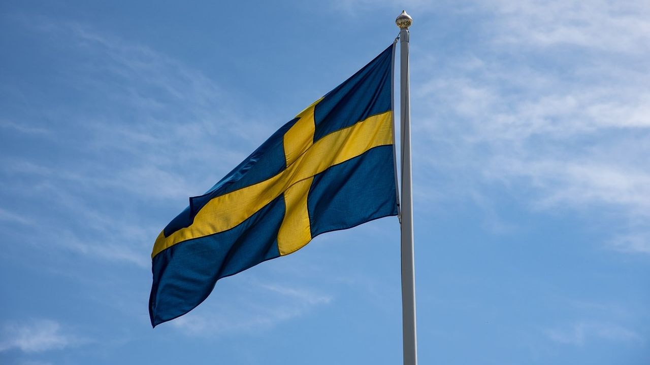 İsveç'te Tevrat yakma eylemi İşgal rejiminin girişimiyle engellendi