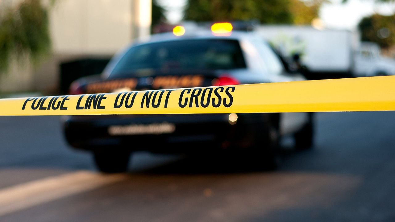 ABD'de bir ilkokula düzenlenen silahlı saldırıda 3'ü çocuk 6 kişi öldü