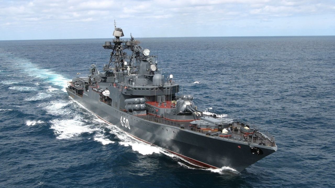 Karadeniz’de Rus gemilerine saldırı