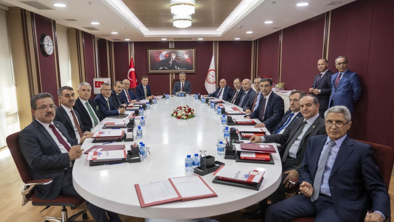 Yüksek Seçim Kurulu Başkanlığına Ahmet Yener seçildi