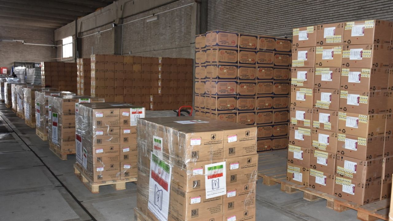 İran'dan Türkiye’ye 6 ton tıbbi yardım malzemesi