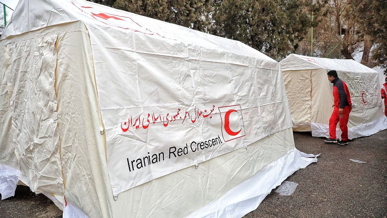 İran, Türkiye'de çadır kent kuruyor