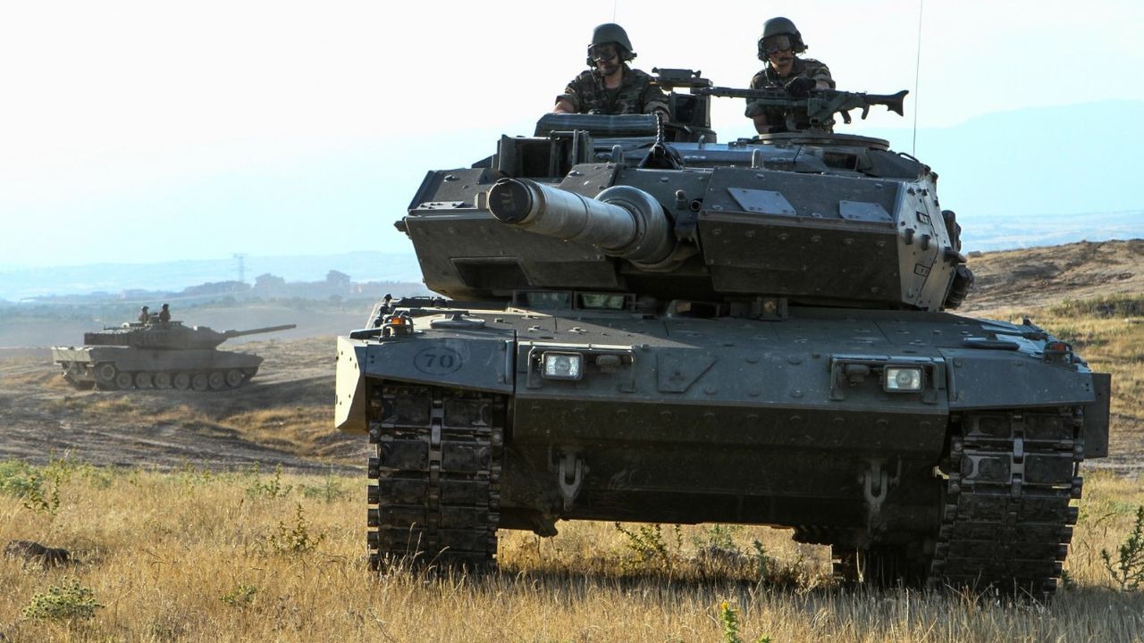 El Pais, "İspanya, Ukrayna'ya tank gönderecek"