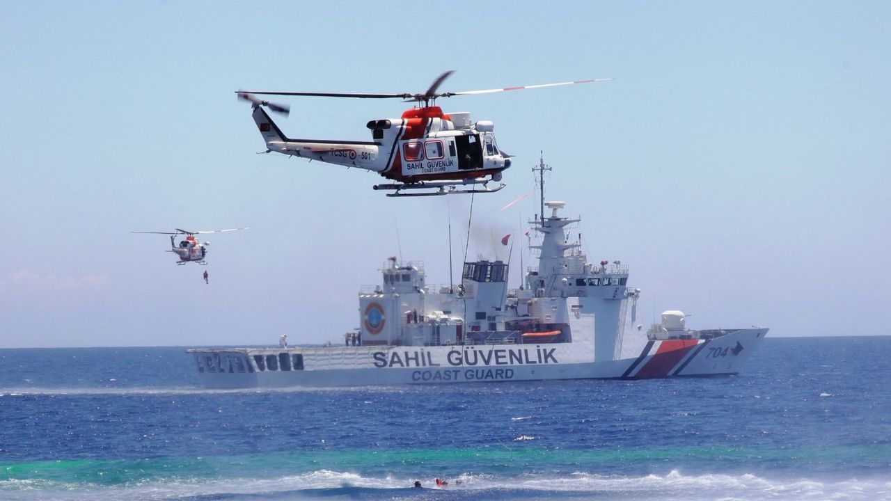 Sahil Güvenlik Komutanlığı'ndan Yunanistan'a yalanlama