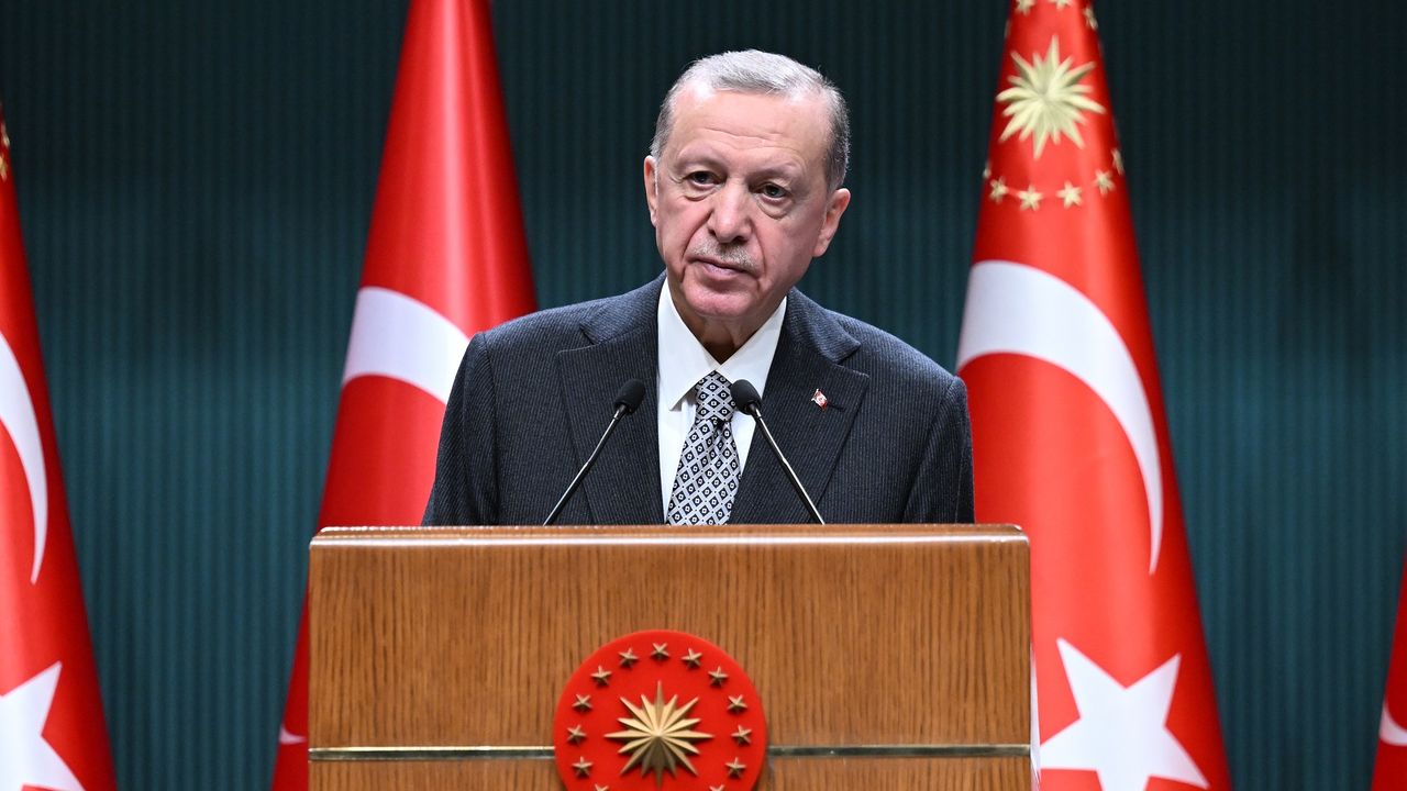 Cumhurbaşkanı Erdoğan depremlerde can kaybının arttığını açıkladı