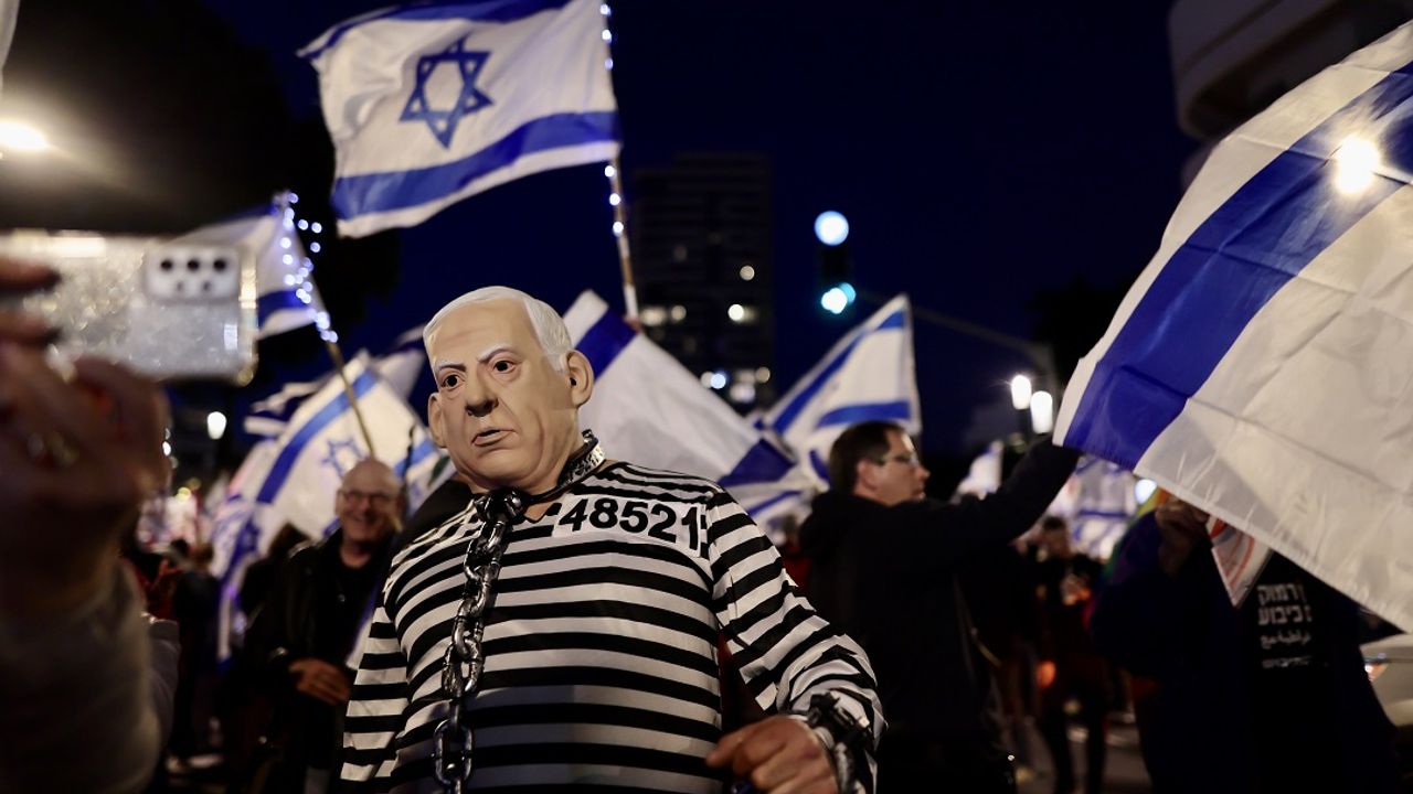 Siyonist İsrail'de yapılan ankete katılanların 66'sı Netanyahu'nun istifasını istiyor