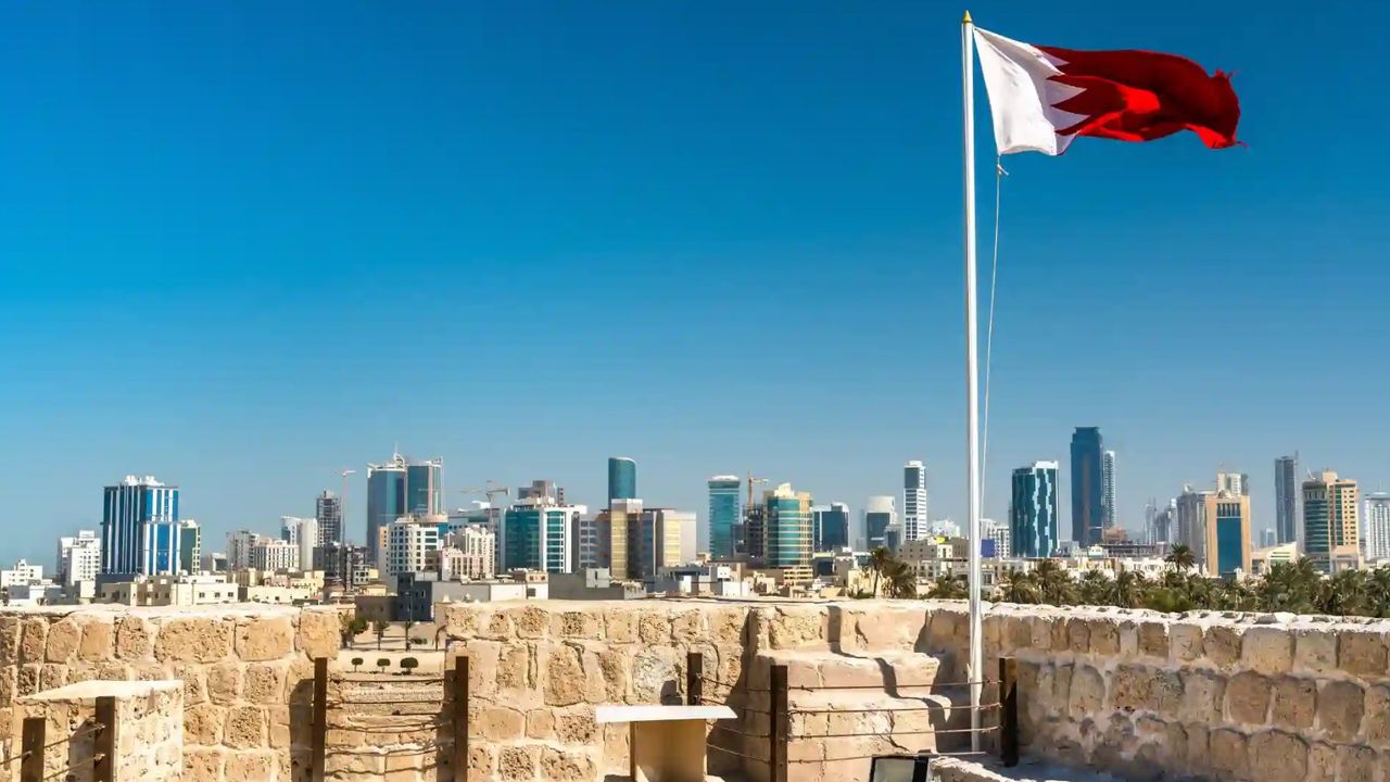 Bahreyn'den bir heyet 7 yıl sonra İran'ı ziyaret edecek
