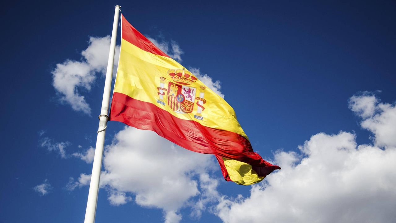 İspanya'da hükümeti düşürmek için sunulan gensoru reddedildi