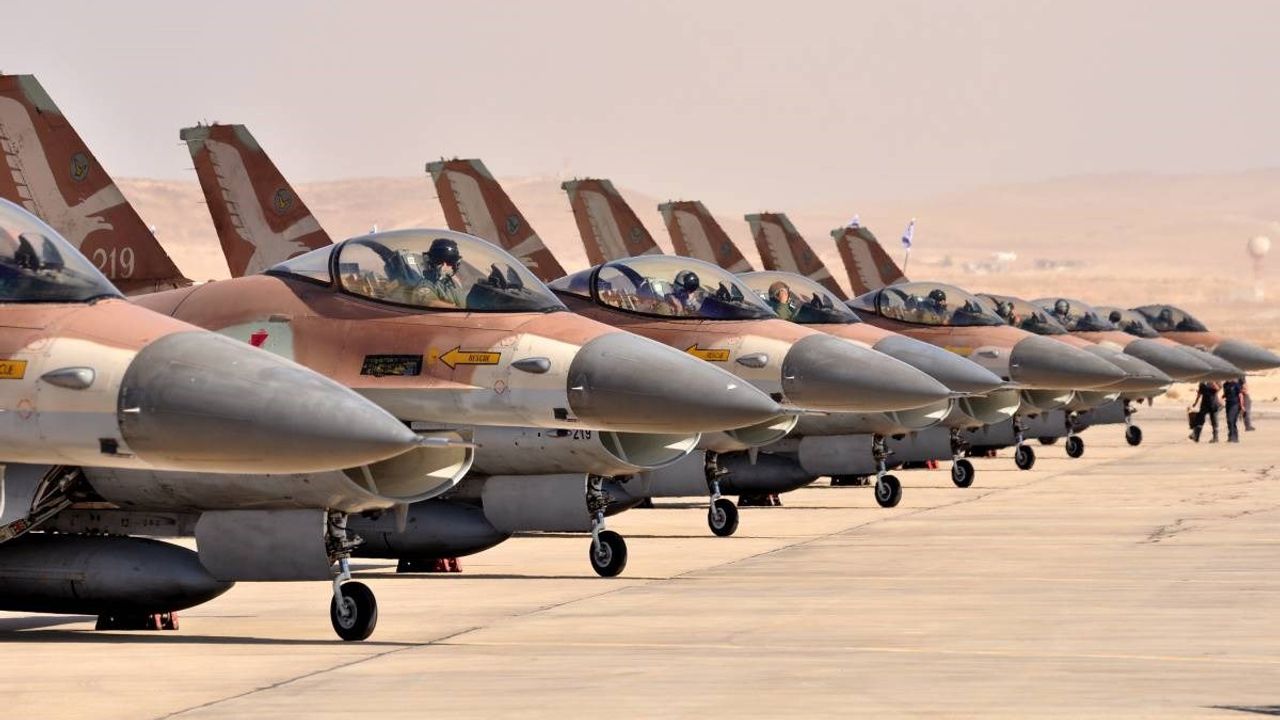 Siyonist 37 pilot, Netanyahu’yu protesto için eğitime katılmayacak