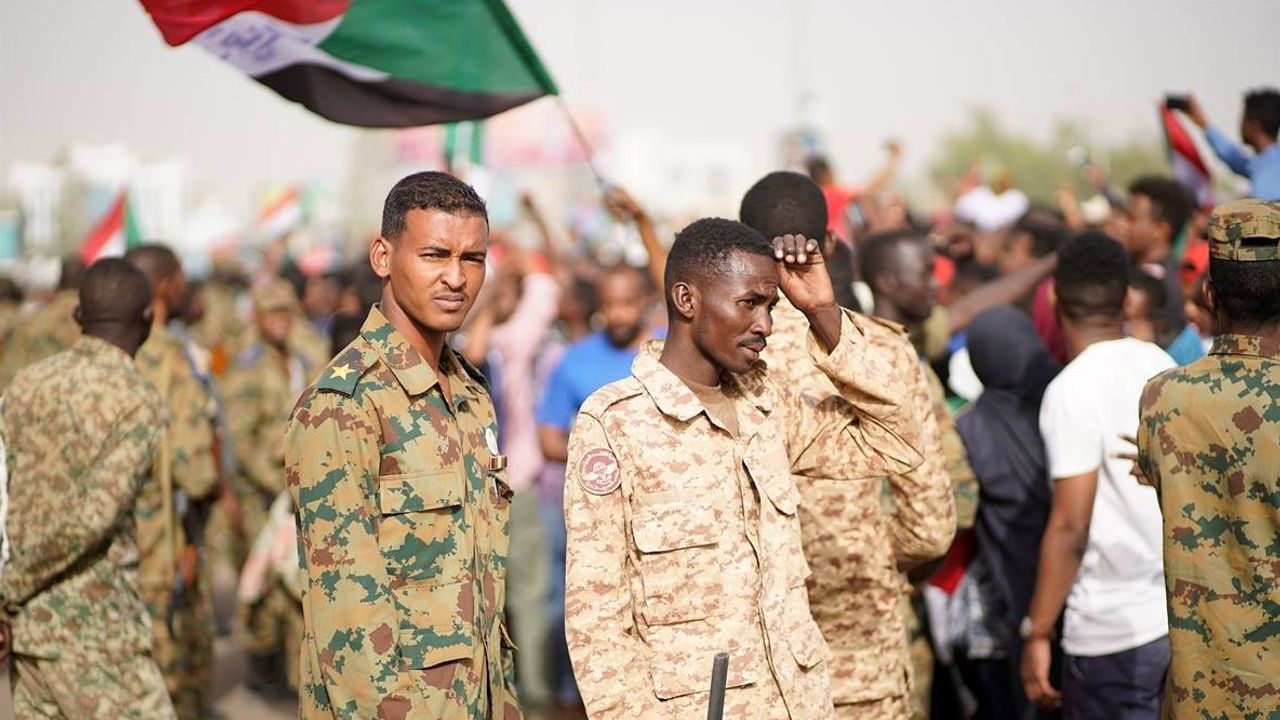 Almanya ile İngiltere arasında Sudan gerilimi