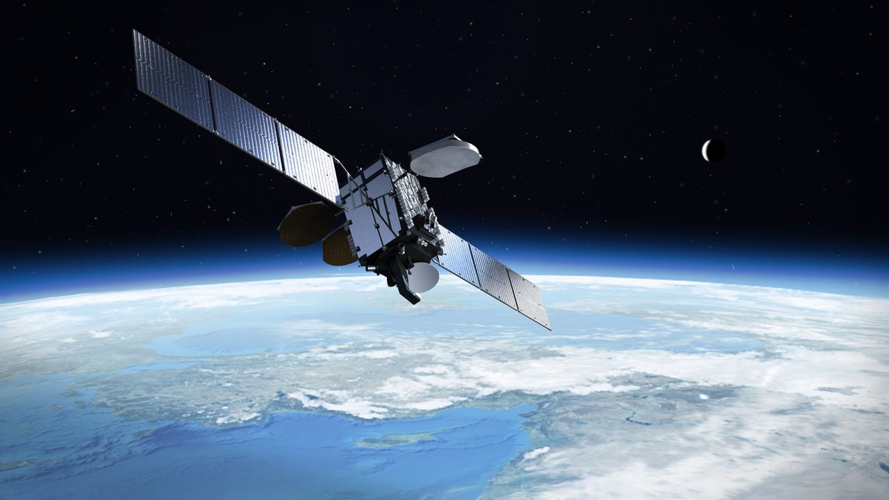 Türkiye yarın tek seferde 4 uyduyu uzaya gönderecek