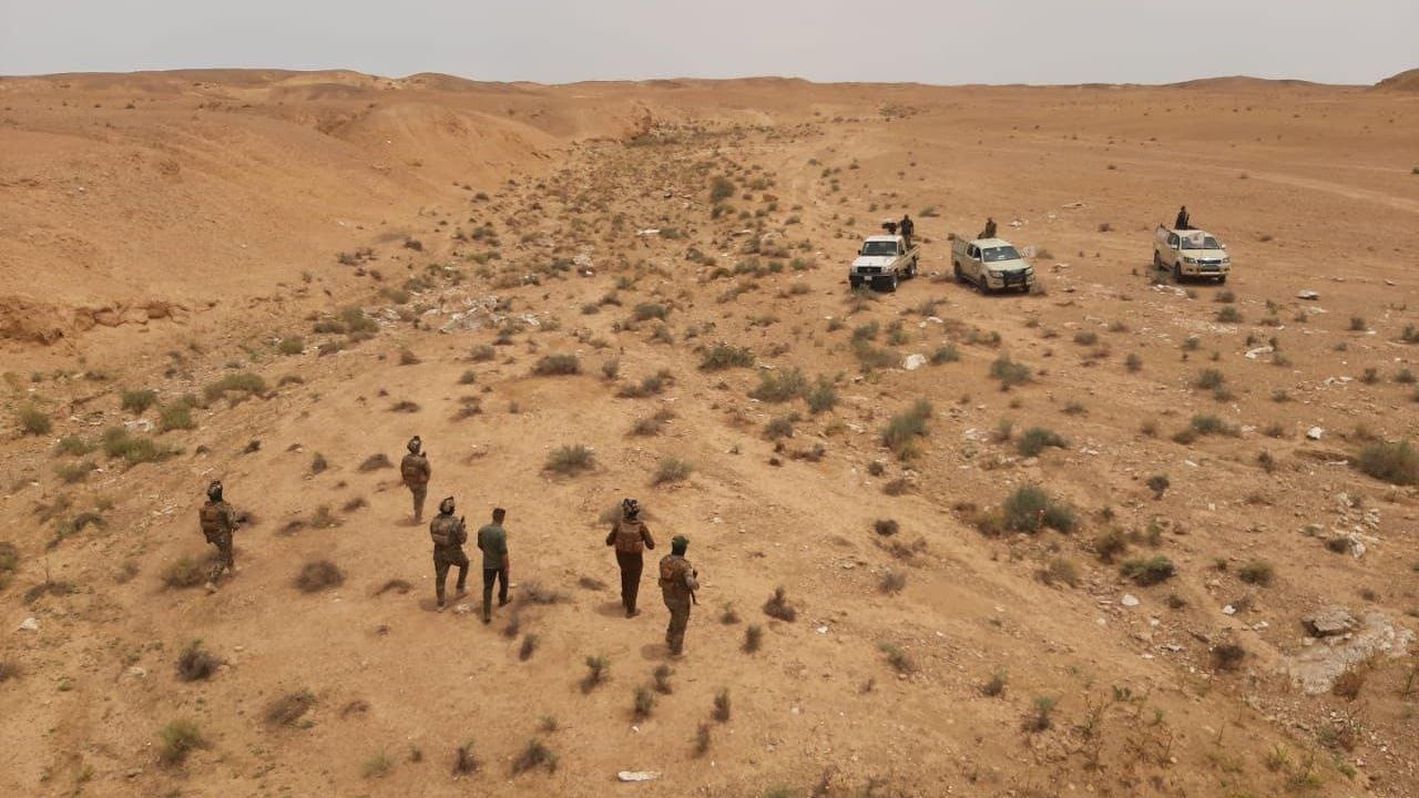 Irak ve Haşdi Şabi güçleri IŞİD'e ait yeni bir teçhizat deposu tespit etti