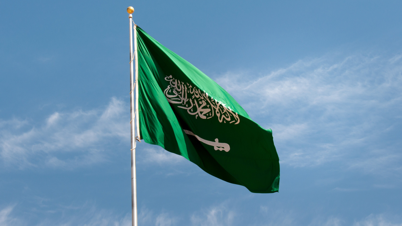 Suudi Arabistan, Fars Körfez'deki iki gücün komutanlığını teslim aldı