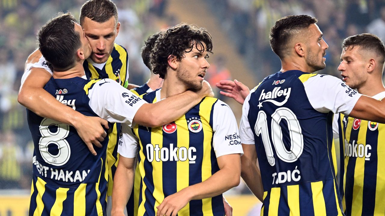 Fenerbahçe Avrupa'ya gollü başlangıç yaptı