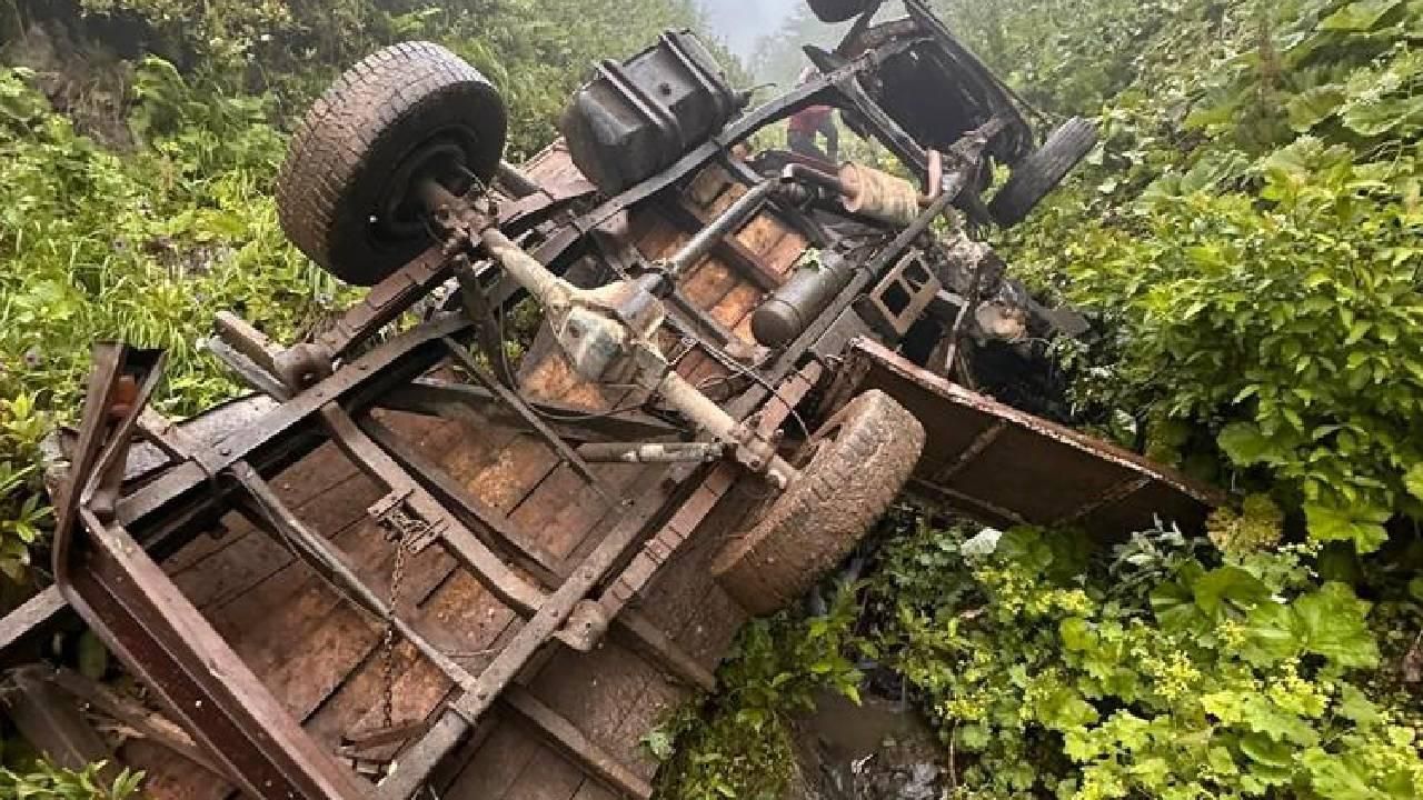 Rize'de kamyonet uçuruma yuvarlandı: 1 kişi hayatını kaybetti