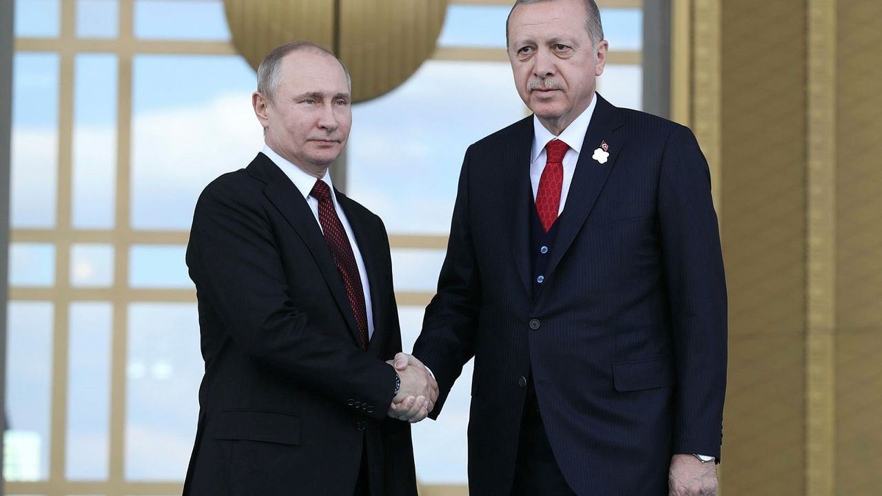 Rusya: Putin ile Erdoğan Çarşamba günü telefonda görüşecek