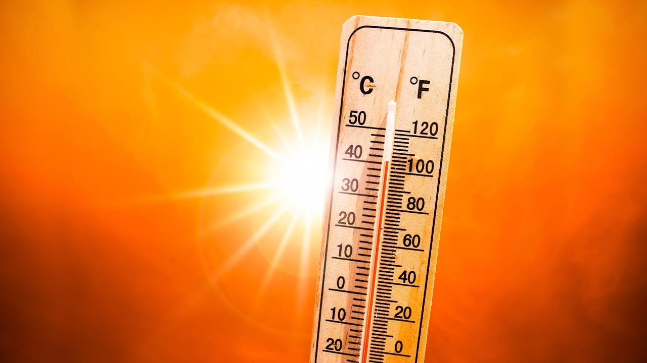 İran'da sıcaklık 50 dereceyi aştı