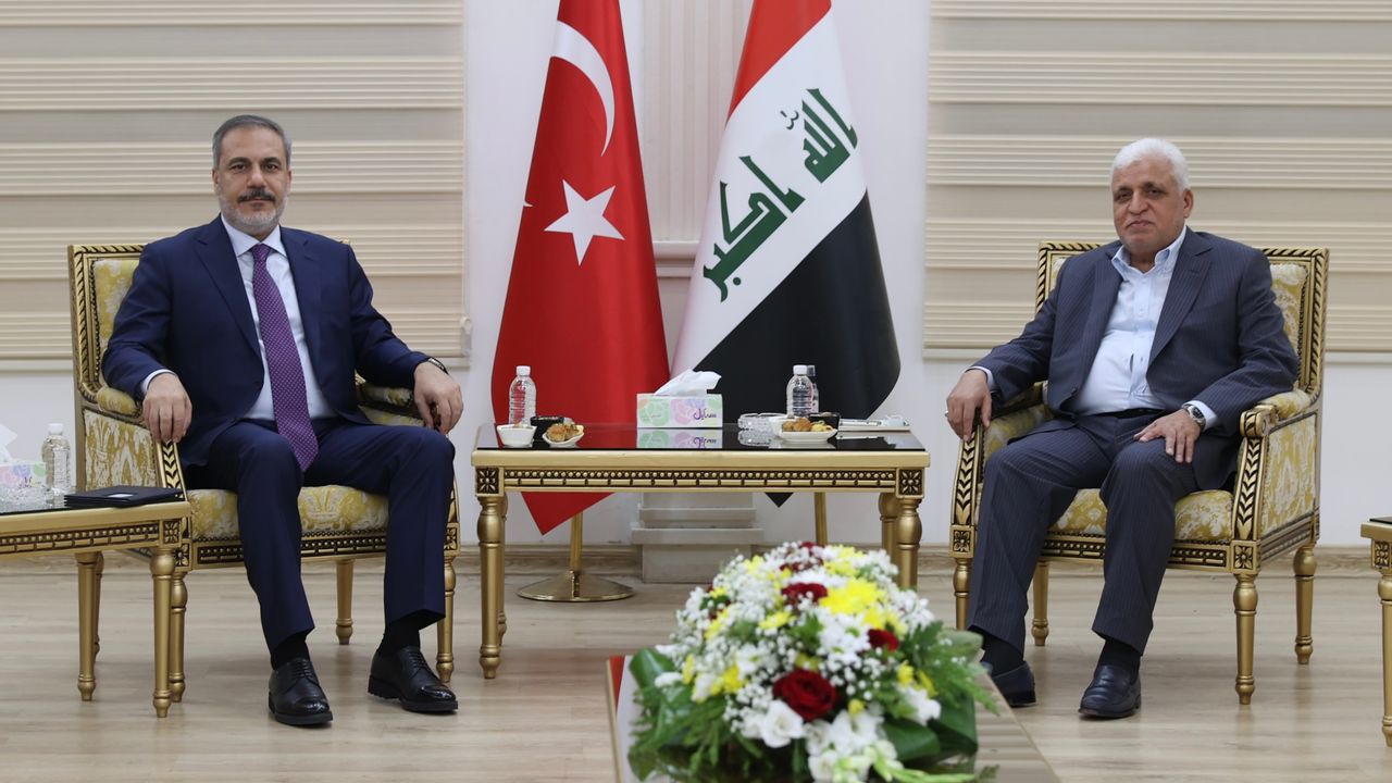 Bakan Fidan Haşdi Şabi Başkanı ile Bağdat'ta görüştü