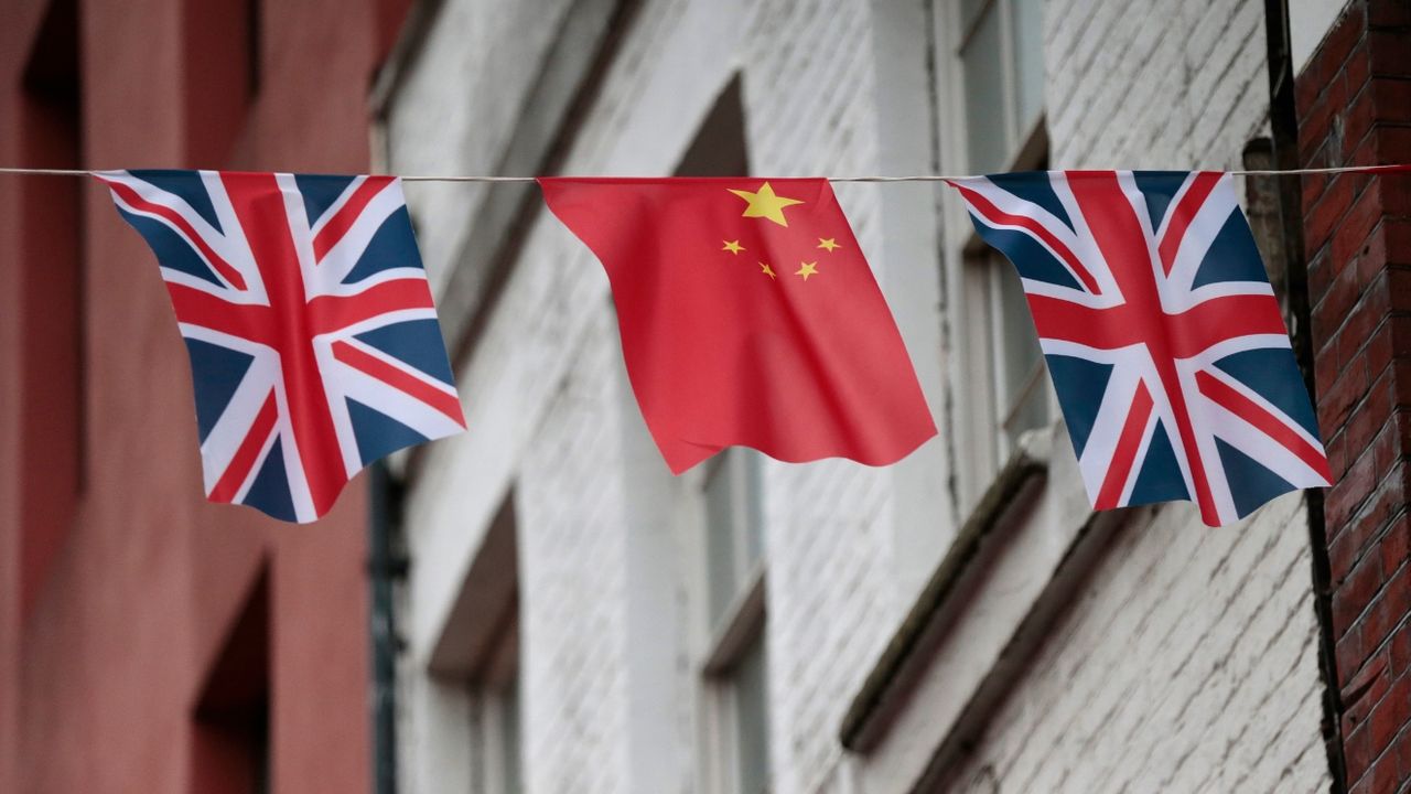 İngiltere, Çin olmadan küresel sorunların çözülemeyeceğini belirtti