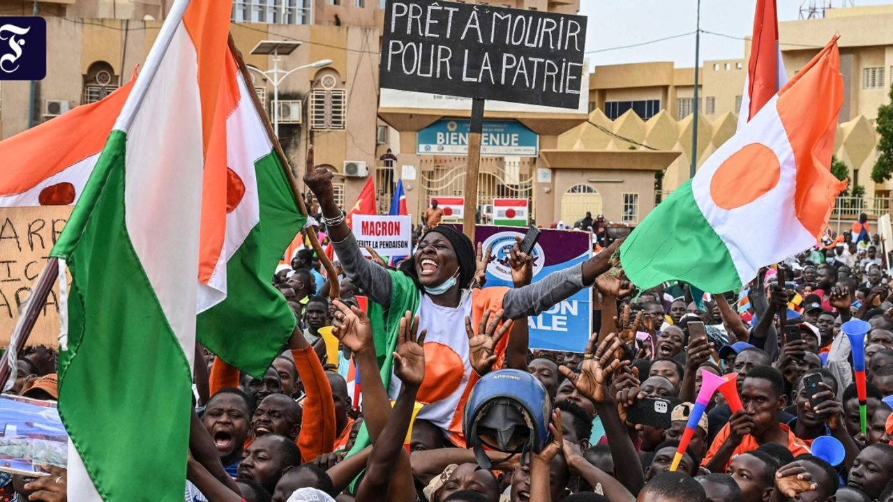 Nijer'deki hareket ABD ve Fransa arasındaki ayrılıkları gün yüzüne çıkardı