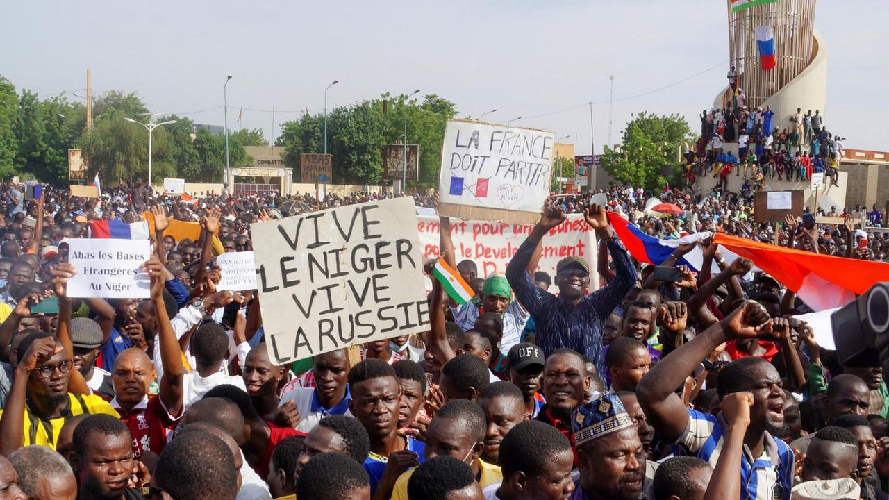 Nijer'den Fransa Büyükelçisi hakkında karar