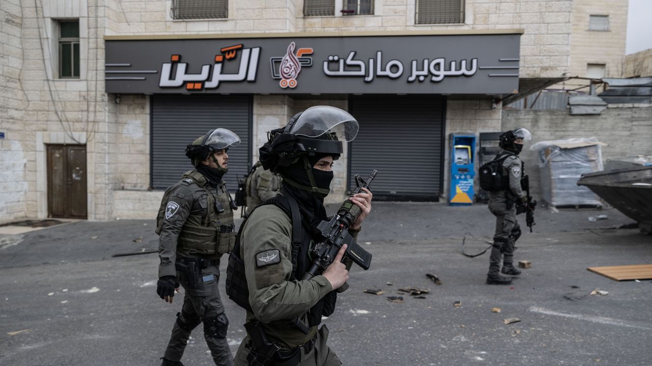 İşgalci İsrail militanları, Gazze'den 25 milyon dolar çaldı