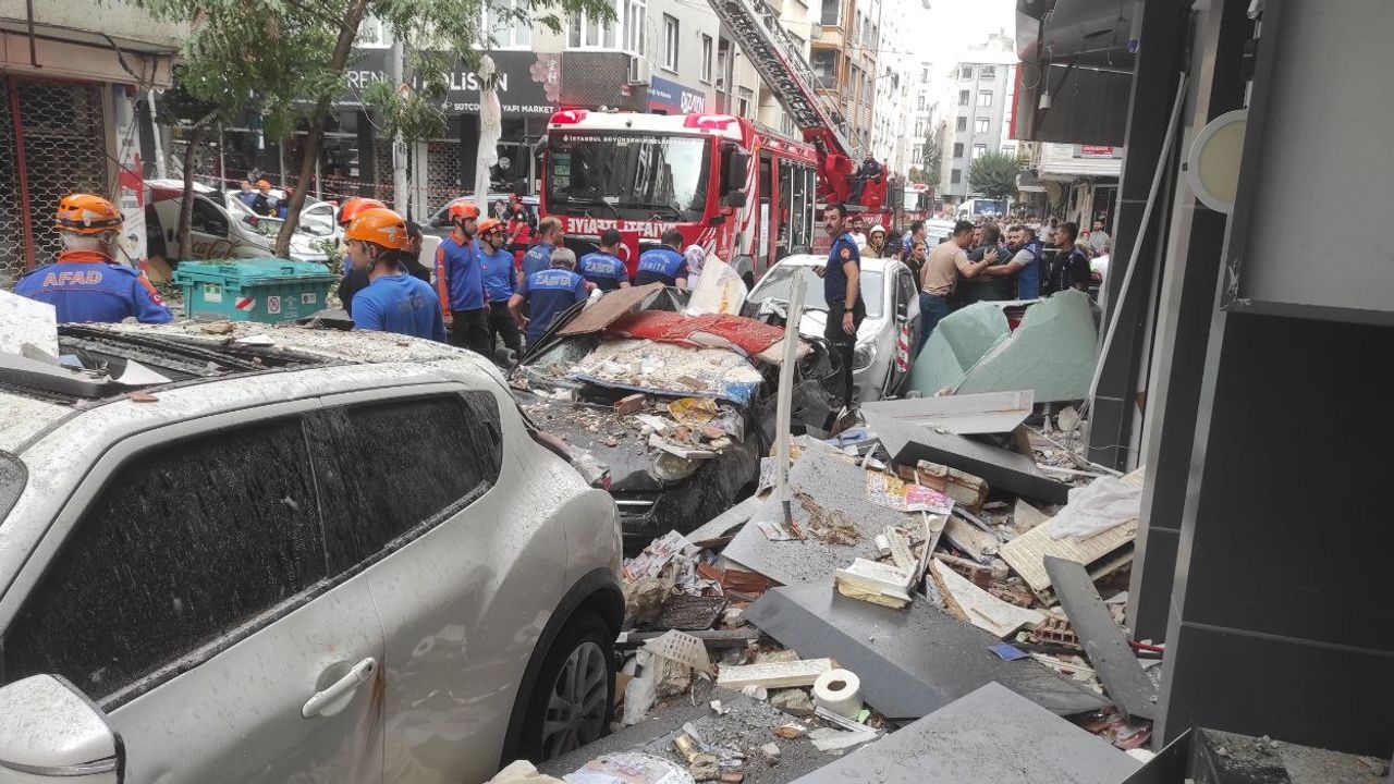 Şirinevler'de binada patlama: 2 ölü, 4 yaralı