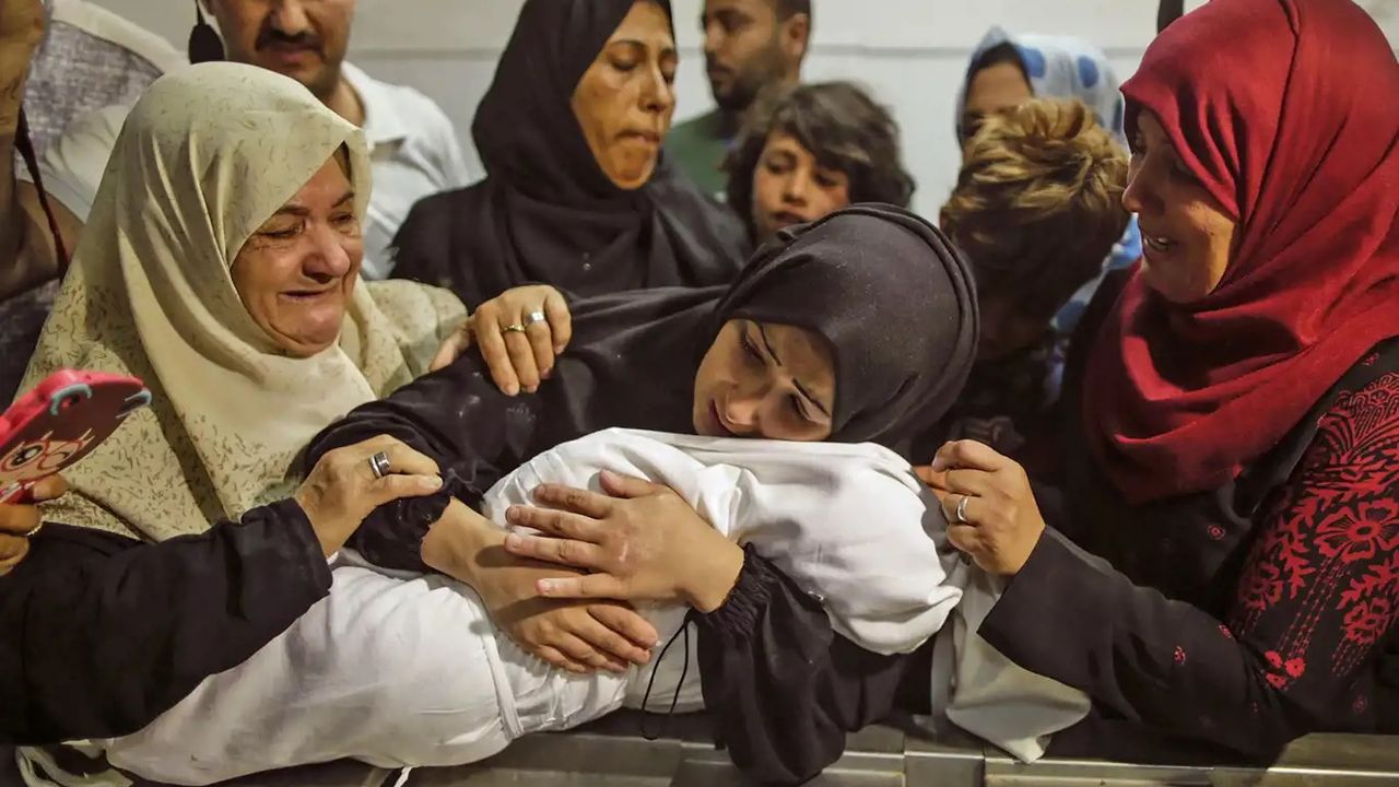 Gazze'de şehit olanların yüzde 70'i çocuk ve kadın