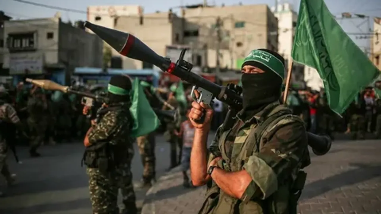 Kassam Tugayları: Gazze'nin kuzeyinde Siyonist İsrail'e ait bir İHA ele geçirildi