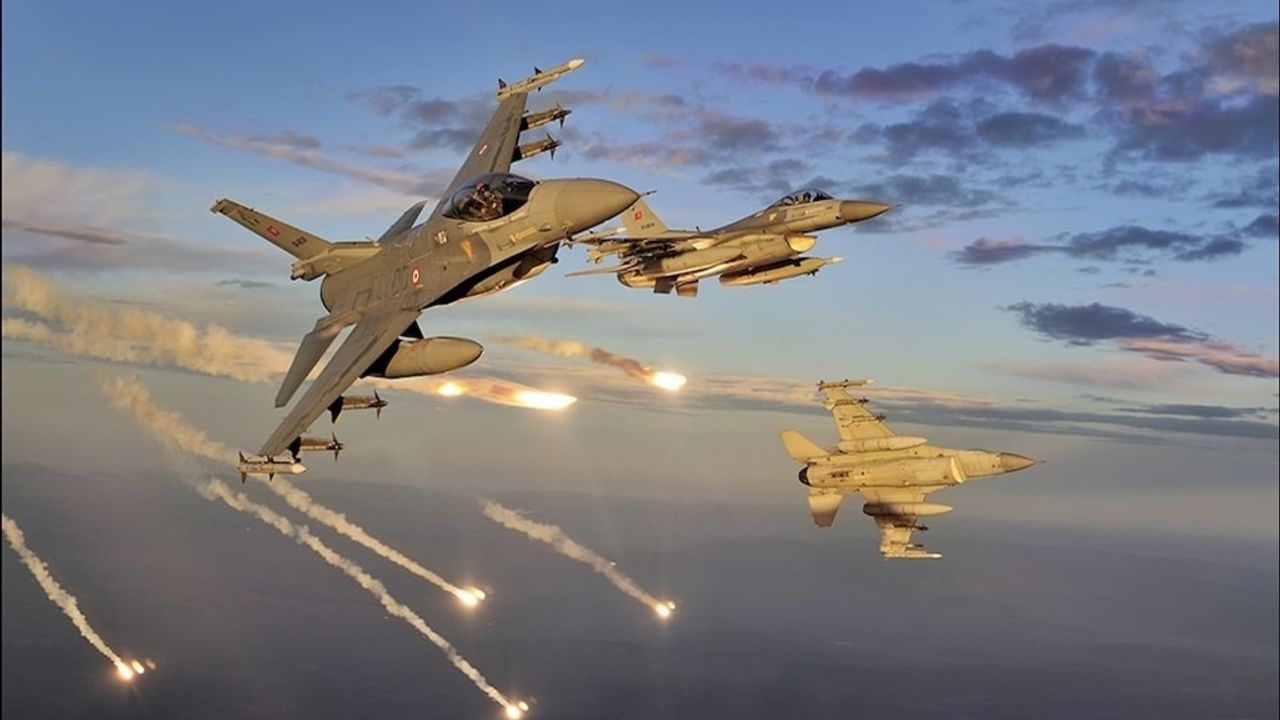 Irak ve Suriye'de hava harekatı: 24 hedef imha edildi