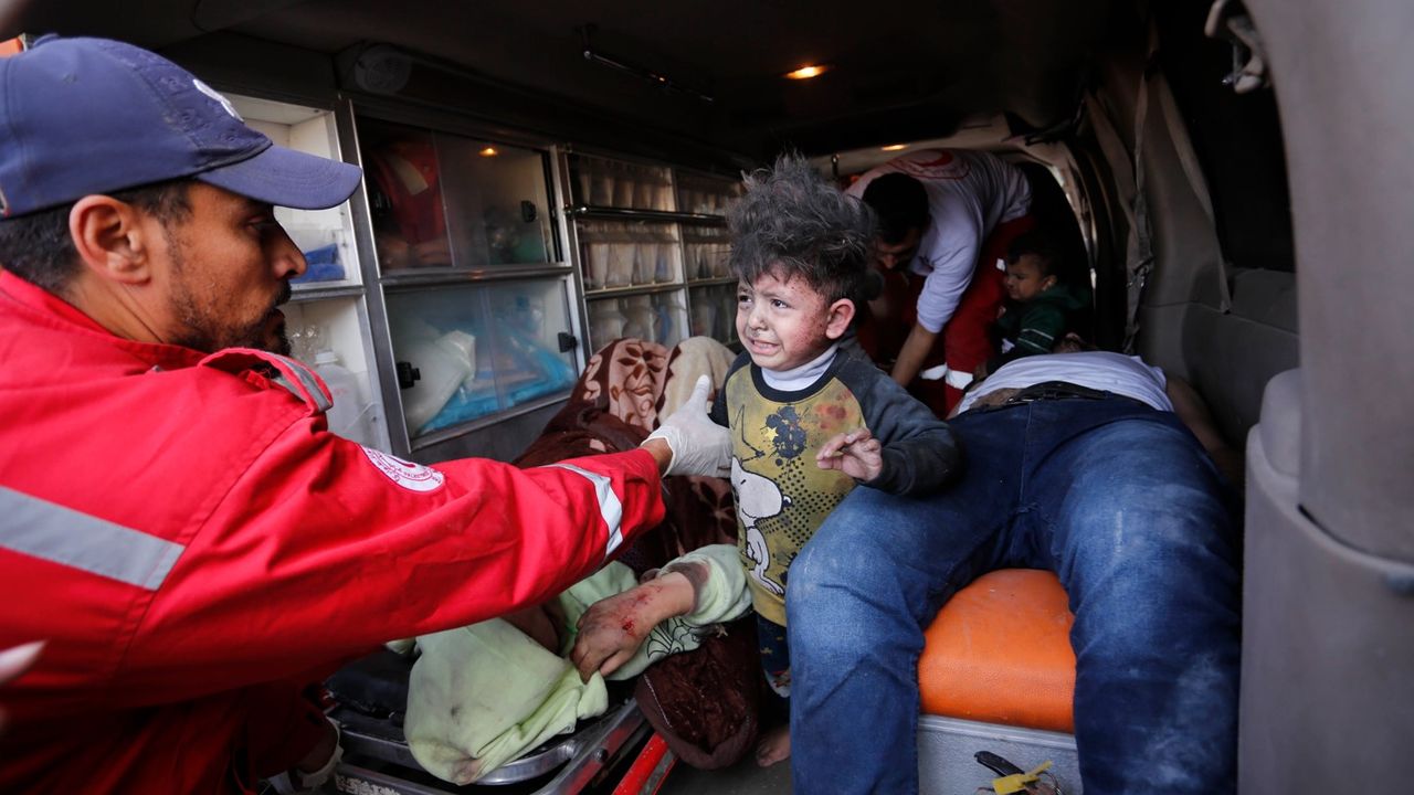 Gazze hükümeti: 6 bin yaralının acilen tedavi edilmesi gerekiyor