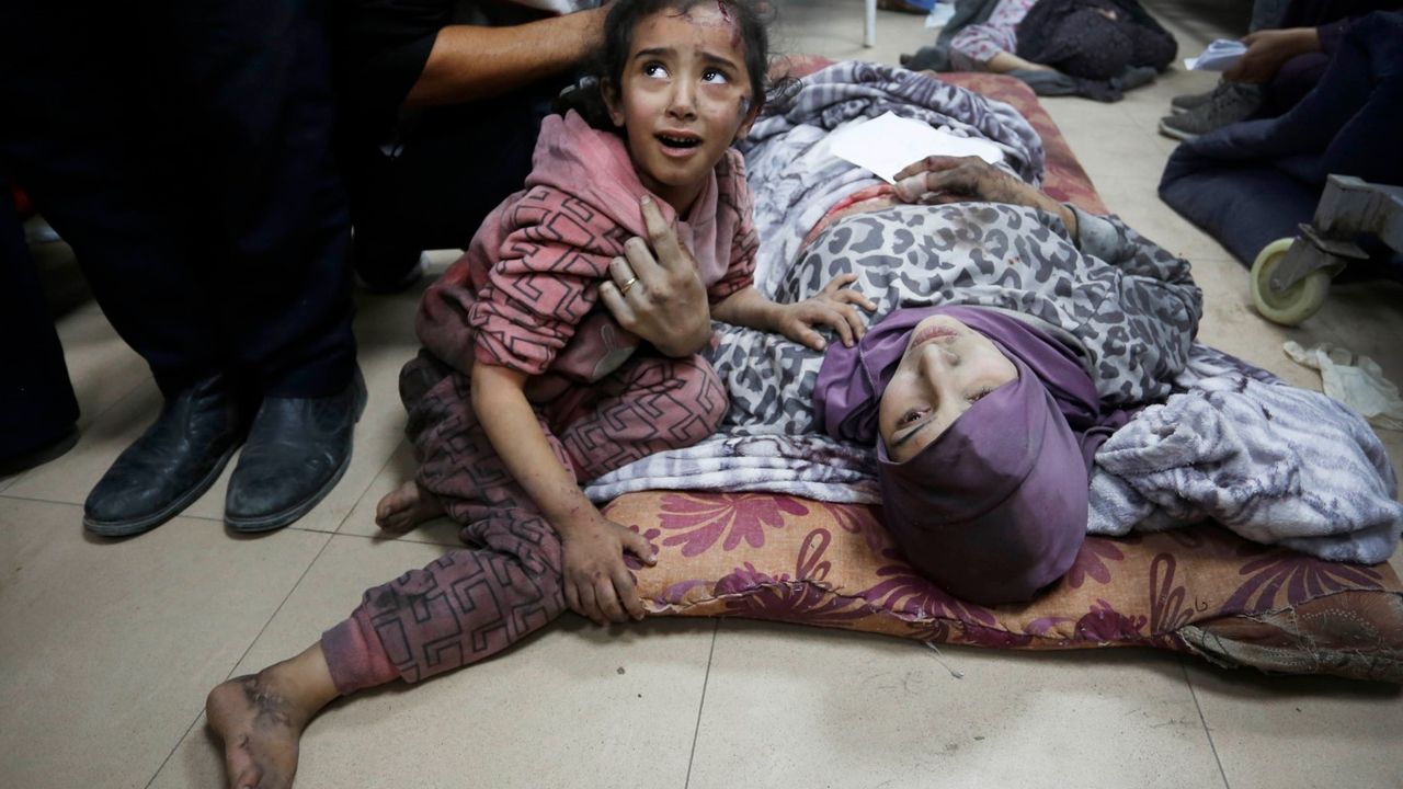 Katil İsrail Gazze'de 10 bin çocuk ile 7 bin kadını şehit etti