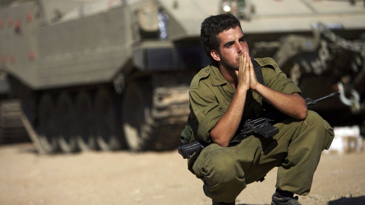 İşgalci İsrail, Gazze'deki 5 birliğini geri çekme kararı aldı