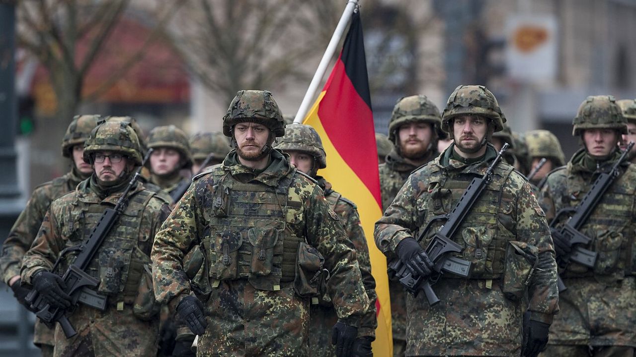 Almanya: Ordu ülkeyi savunacak durumda değil