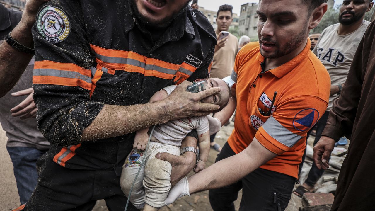 Gazze'de şehit sayısı 23 bin 210'a yükseldi
