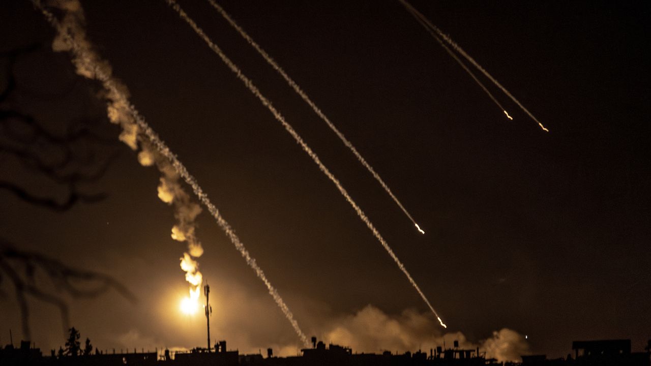 İşgalci İsrail güçleri son 24 saatte Gazze'de 100'den fazla yeri vurdu