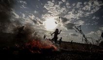 Gazze sınırında direniş gösterisi