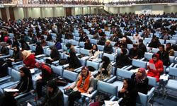 Afganistan'da üniversitelerdeki kız öğrencilerin eğitimi durduruldu