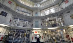 İngiltere'deki hapishanelerde yılda 220'den fazla kişi ölüyor