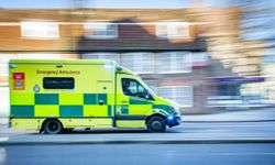 İngiltere'de ambulans çalışanları grevde